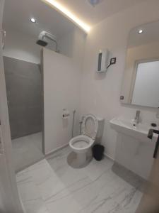 Bagno di Piso céntrico y a pie de playa.