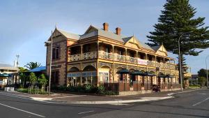 Foto da galeria de Anchorage Seafront Hotel em Victor Harbor