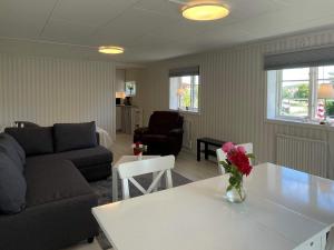 Posezení v ubytování Holiday home Skärhamn VII