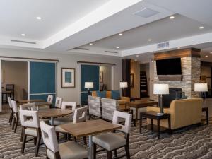 Gallery image of Staybridge Suites - Sioux City Southeast by IHG in Sioux City +52 photos