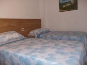 Postel nebo postele na pokoji v ubytování Piles - Apartment - Sleeps 7 - Parking - Seafront