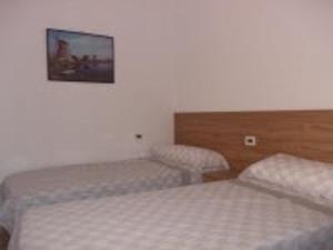 Postel nebo postele na pokoji v ubytování Piles - Apartment - Sleeps 7 - Parking - Seafront