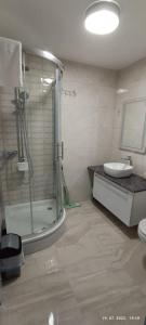 Kúpeľňa v ubytovaní Apartmani Dalmacija Drage