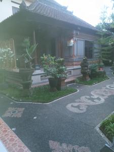 Zahrada ubytování Dewi Antara Homestay