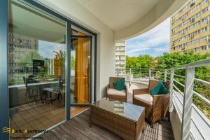 Balkon lub taras w obiekcie Baltic Apartments - Sun Towers