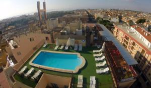 Basen w obiekcie Hotel Traíña lub w pobliżu