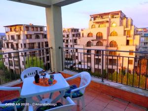 A balcony or terrace at Sunset Dream Polo Resort