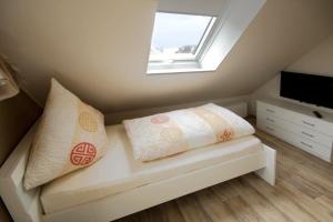 Postel nebo postele na pokoji v ubytování Ferienwohnung-Stopperstek-Gratis-W-Lan