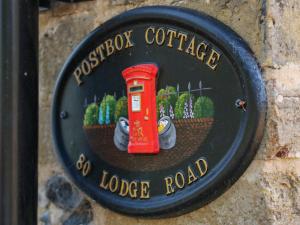 Certifikát, hodnocení, plakát nebo jiný dokument vystavený v ubytování Postbox Cottage