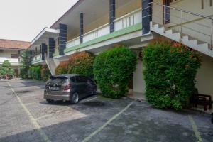 Gallery image of RedDoorz At Hotel Sartika Yogyakarta in Yogyakarta