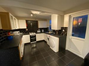 Gallery image of Home away from home with fantastic spacious rooms in Abbey Wood