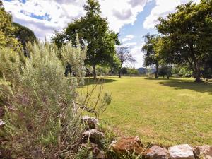 Galeriebild der Unterkunft Casona con gran jardín in Camargo