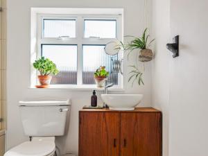 ウィスタブルにあるPass the Keys Relaxing Home in the Heart of Whitstable with gardenのギャラリーの写真