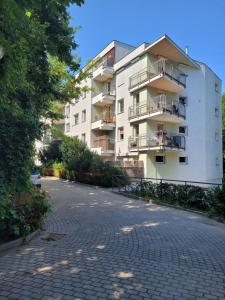 Budova, v ktorej sa apartmán nachádza