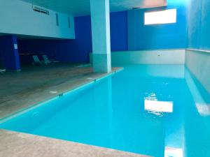 Bazén v ubytování AppartHotel Atrani nebo v jeho okolí