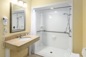 Koupelna v ubytování Hotel 44 North Freeport Brunswick