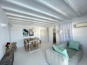 Posezení v ubytování myMykonos Villa I