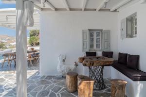 Posezení v ubytování myMykonos Villa I