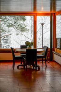 Foto sihtkohas Bad Ragaz asuva majutusasutuse Grosse 4 Zimmer Wohnung mit traumhafter Aussicht galeriist