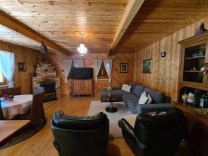 Posezení v ubytování House Poljana
