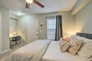 Gallery image of Auburn Condo with 2 Pools Less Than 2 Mi to University! in Auburn