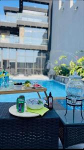Bazén v ubytování laperla chalet villa di lusso deadsea nebo v jeho okolí