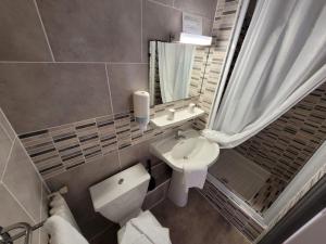 Gallery image of Le Cérétan Hôtel in Céret