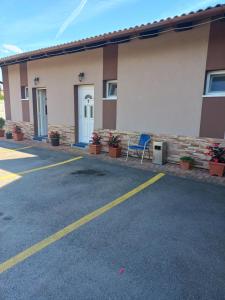 The building in which Az apartmant is located