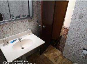 Koupelna v ubytování Apart Hotel San Borja + 7 fotografií