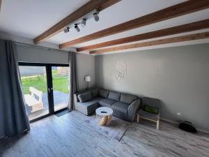 Część wypoczynkowa w obiekcie Apartamenty Pod Jaworami