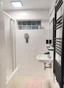 Ванная комната в Seaview Eclectic Suite