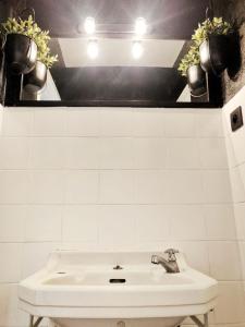 Ванная комната в Seaview Eclectic Suite