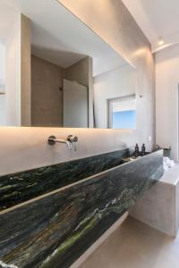 Gallery image of Muro Suites in Ornos