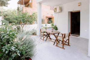 Balkón alebo terasa v ubytovaní Pine trees 55
