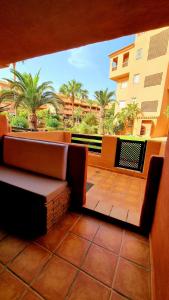 A balcony or terrace at Villas de Almerimar Golf
