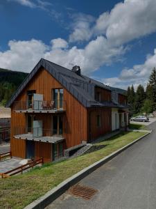 Budova, kde se apartmán nachází