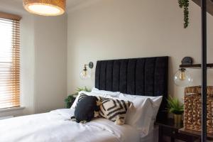 Gallery image of Plymouth Barbican boutique luxury Apartment in Plymouth