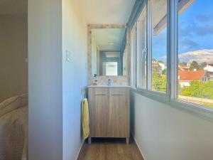 A kitchen or kitchenette at Mirador Puerto