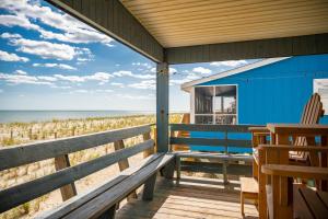 Φωτογραφία από το άλμπουμ του Chill'ax Inn by Oak Island Accommodations σε Oak Island