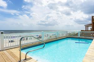 Gallery image of Clear Skies by Oak Island Accommodations in Oak Island +158 photos