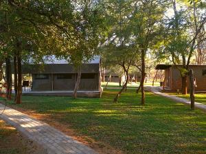 Photo de la galerie de l'établissement Mazunga Tented Camp, à Gravelotte