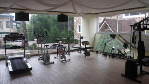 Fitness centrum a/nebo fitness zařízení v ubytování Prestige Vacation Apartments - Bonbel Condominium