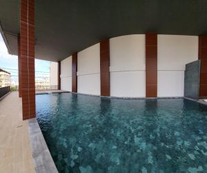 Bazén v ubytování S3 Huahin Hotel nebo v jeho okolí