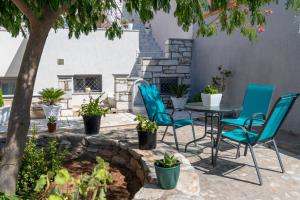 Balkón alebo terasa v ubytovaní TAKIS GUESTHOUSE- Laoura-HERMOUPOLIS