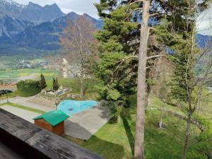 an overhead view of a park with a blue object at Grosse 2 ZImmer Wohnung mit Terrasse in Bad Ragaz