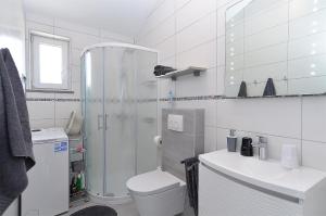 Kúpeľňa v ubytovaní House Peroj 2195