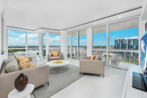 Afbeelding uit fotogalerij van Oceanview Private Condo at The Setai -1901N2 in Miami Beach