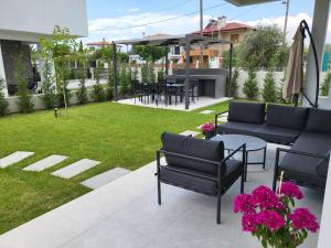 Vonkajšia záhrada v ubytovaní Olea Valley Holiday Villa