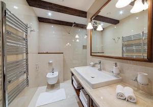 Bathroom sa Boutique Hotel ERB - Adults Only