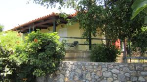The building in which the holiday home is located